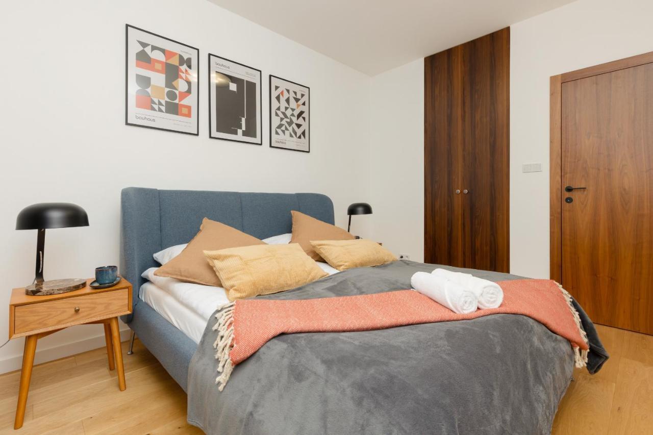 Trendy & Spacious 3-Room Apartament Warsaw Wilanow By Noclegi Renters Экстерьер фото
